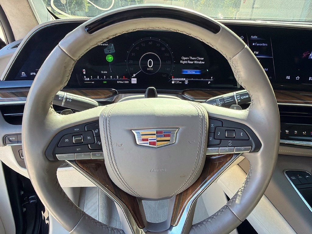 2024 Cadillac Escalade ESV Sport Platinum