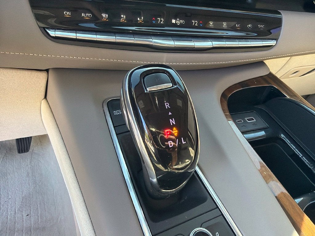 2024 Cadillac Escalade ESV Sport Platinum