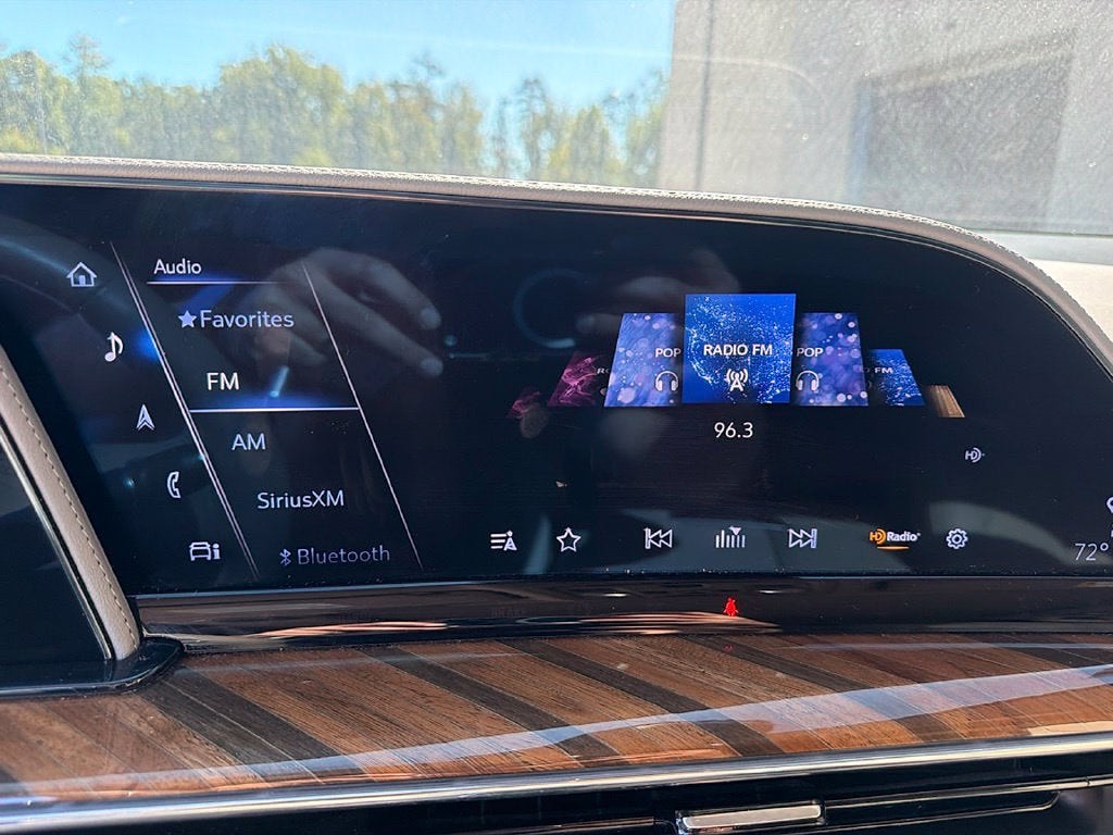 2024 Cadillac Escalade ESV Sport Platinum