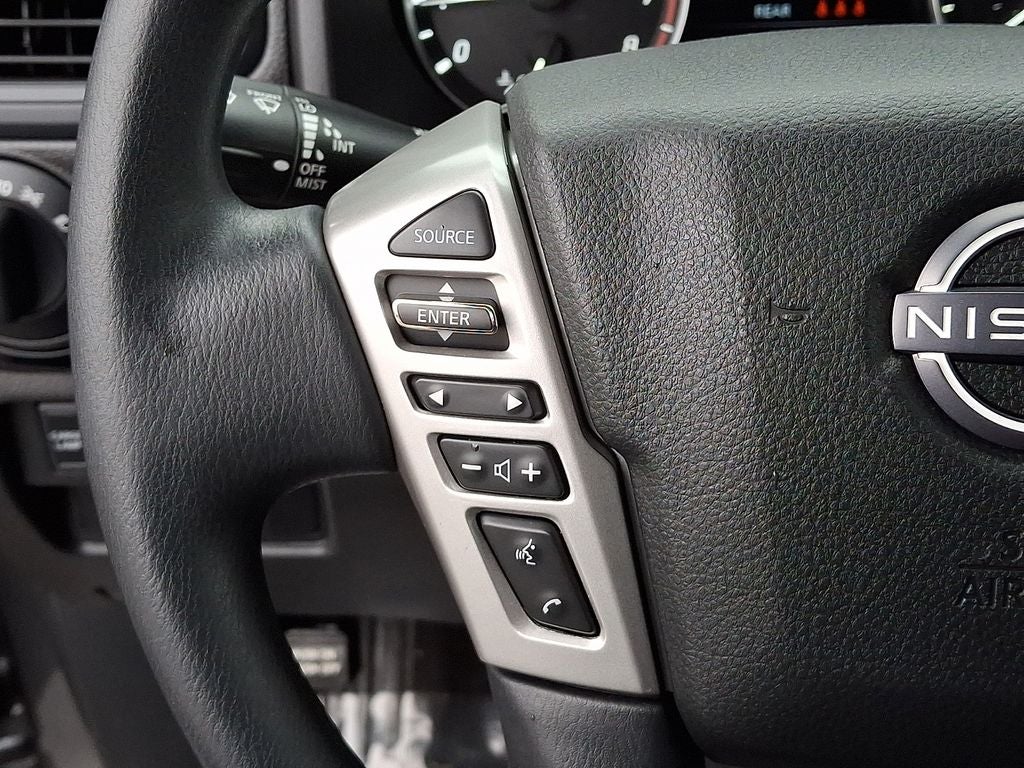 2024 Nissan Titan SV