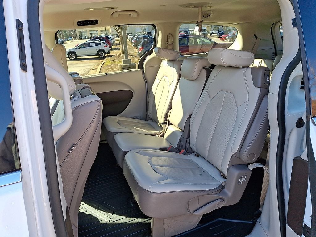 2018 Chrysler Pacifica Touring L Plus
