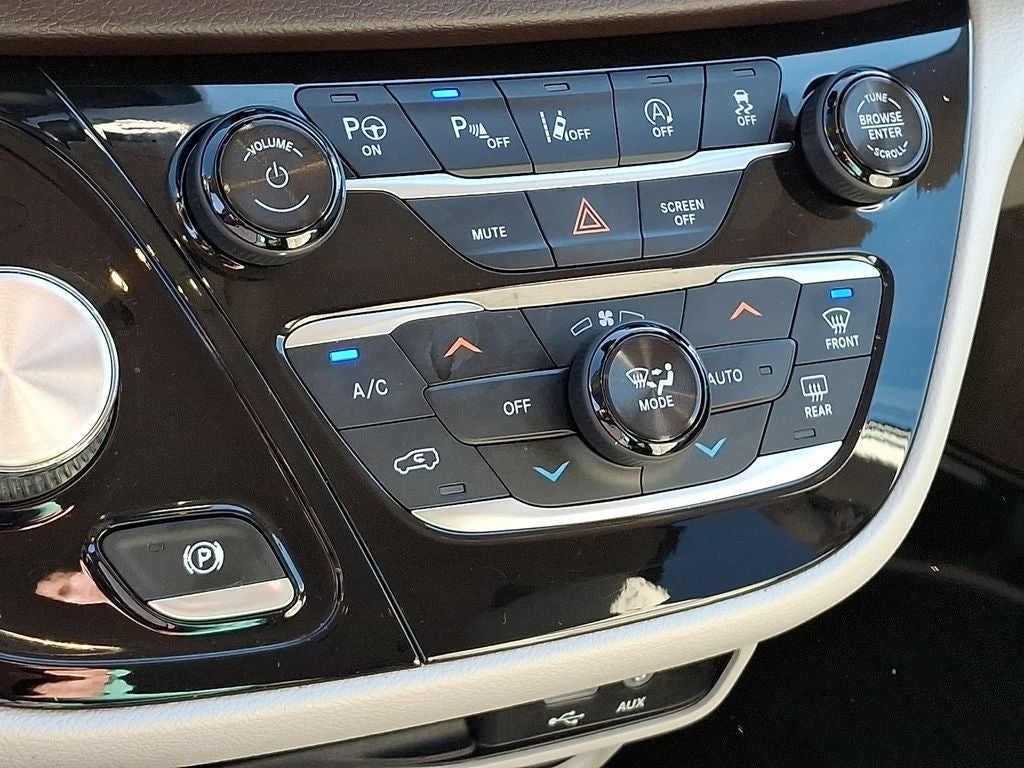 2018 Chrysler Pacifica Touring L Plus