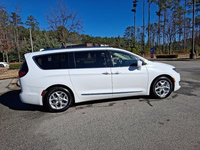 2018 Chrysler Pacifica Touring L Plus