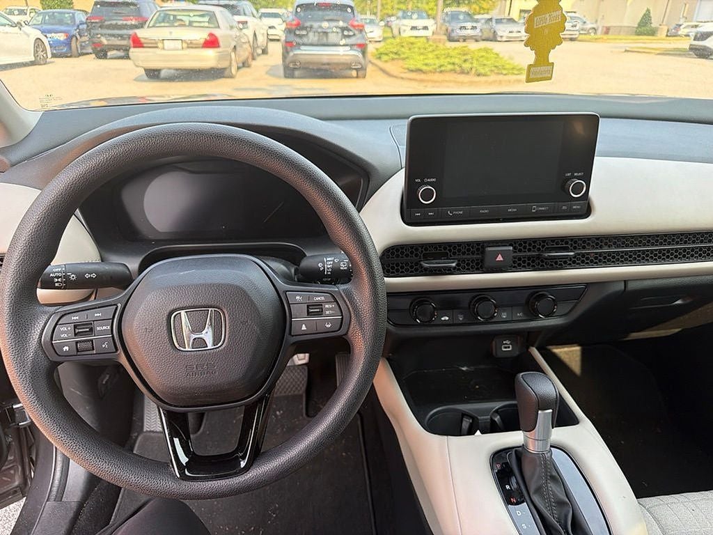 2025 Honda HR-V LX