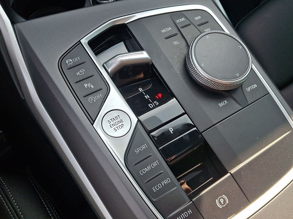 2025 BMW 2 Series 230i xDrive