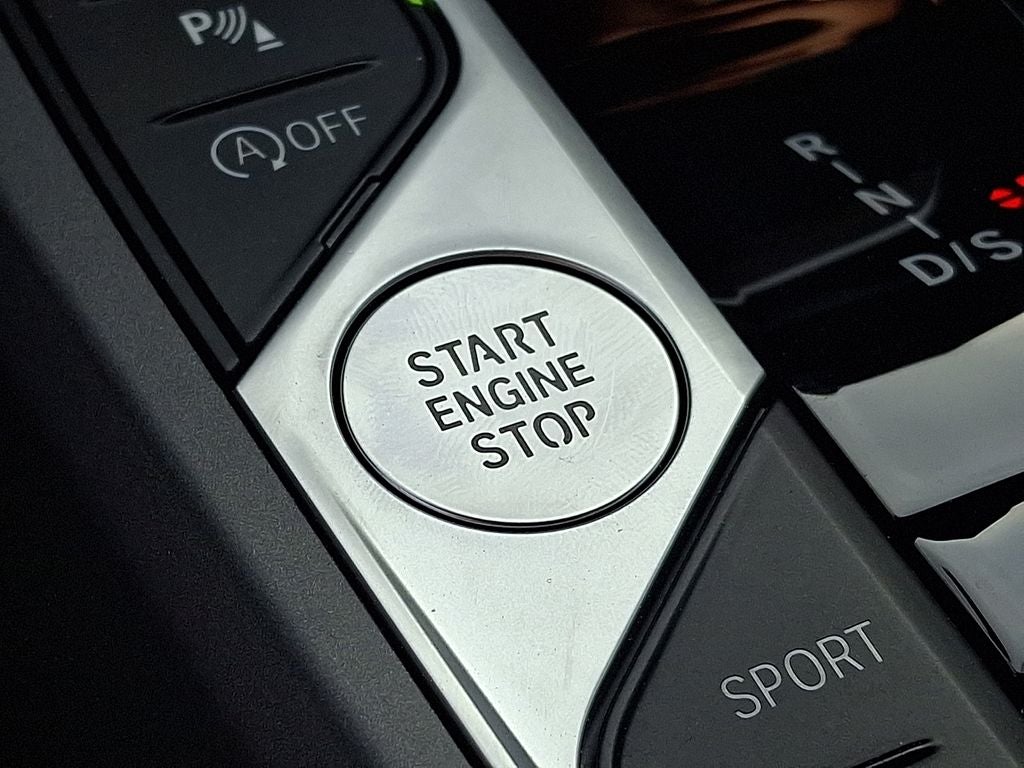 2025 BMW 2 Series 230i xDrive