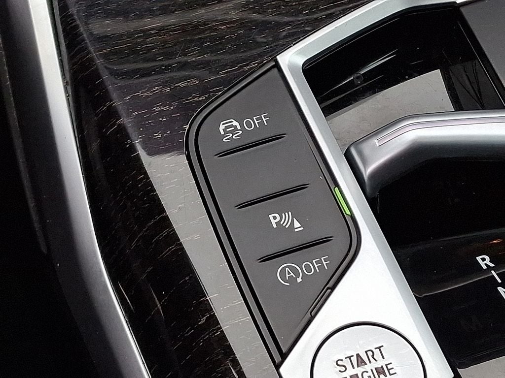 2023 BMW 3 Series 330i xDrive