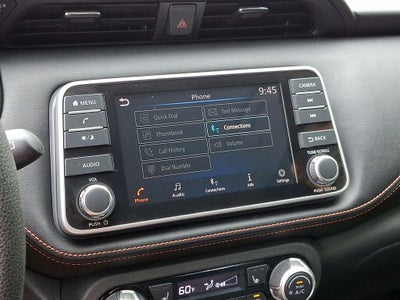 2020 Nissan Kicks SR