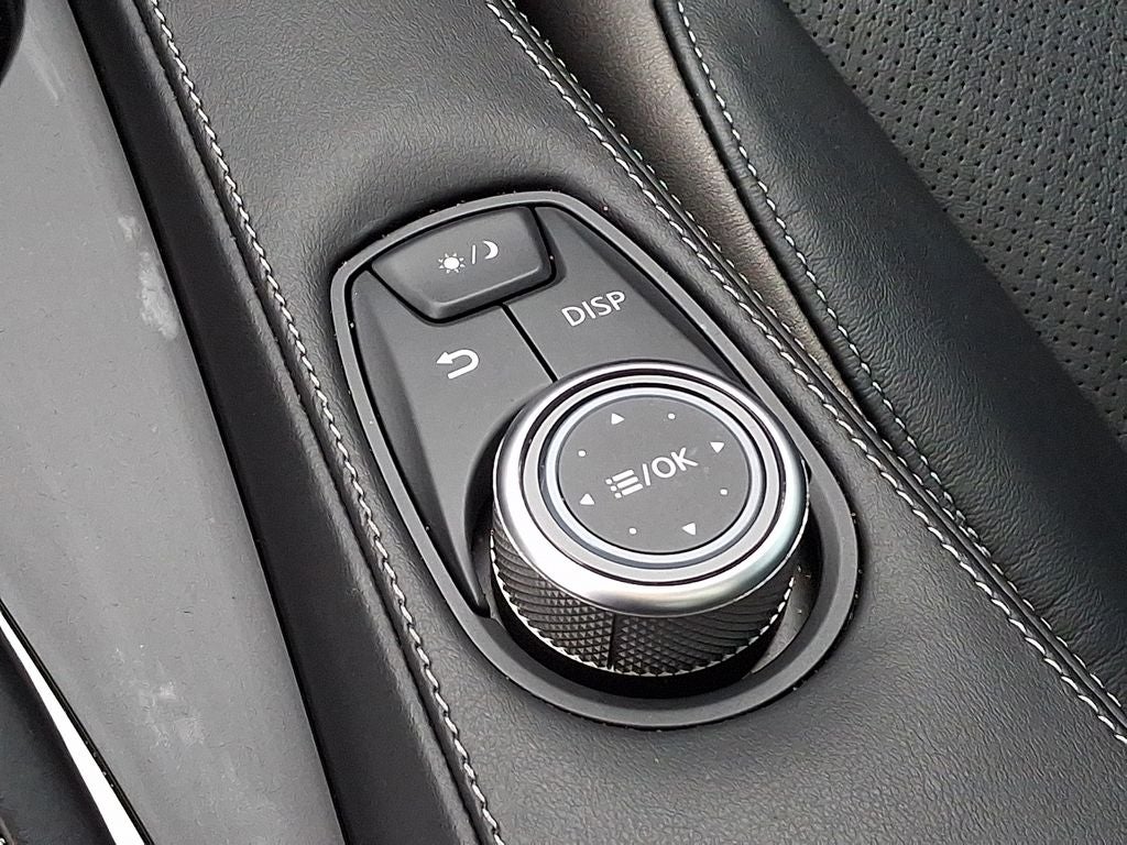 2023 INFINITI QX50 LUXE FWD