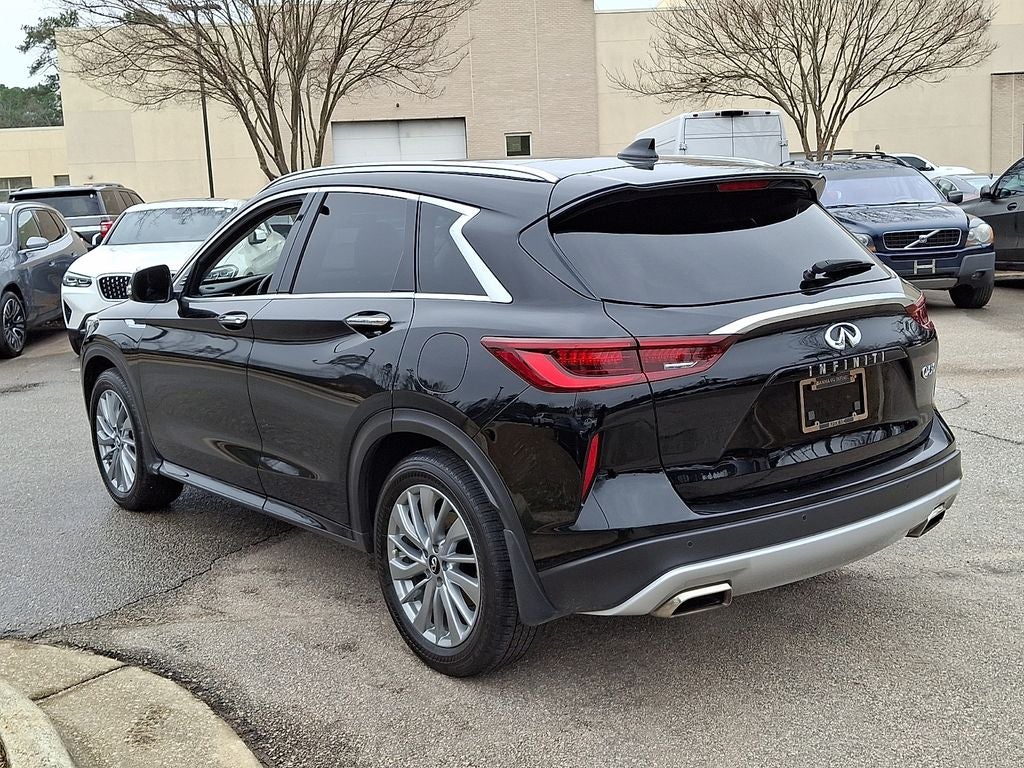2023 INFINITI QX50 LUXE FWD