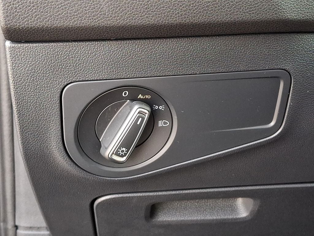 2024 Volkswagen Tiguan Base