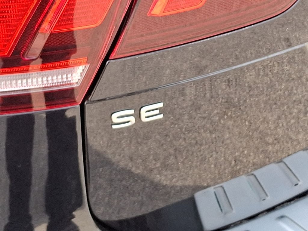 2024 Volkswagen Tiguan Base