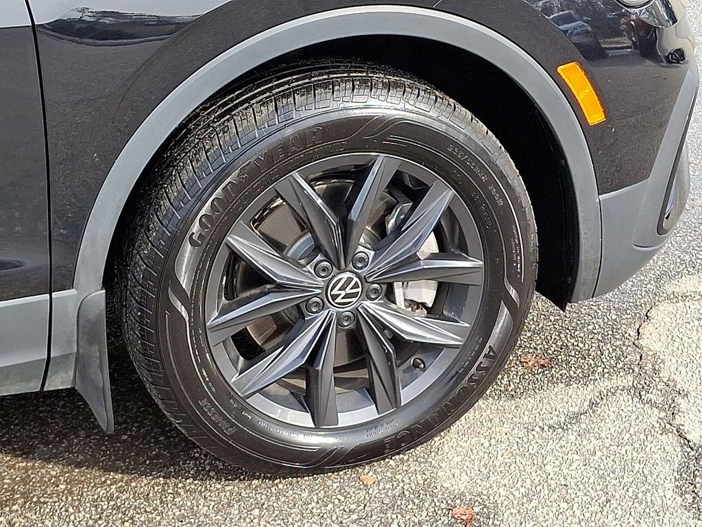2024 Volkswagen Tiguan Base