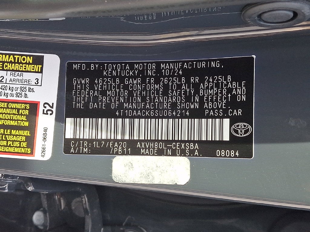 2025 Toyota Camry SE