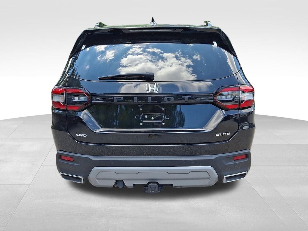 2023 Honda Pilot Elite