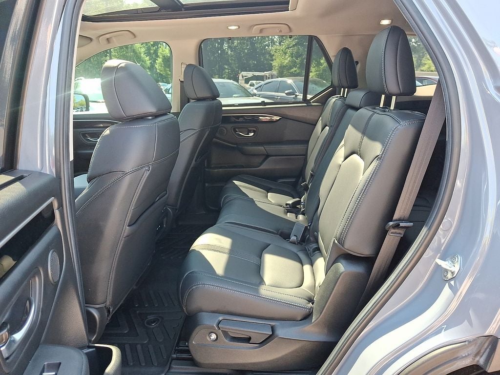 2025 Honda Pilot Touring