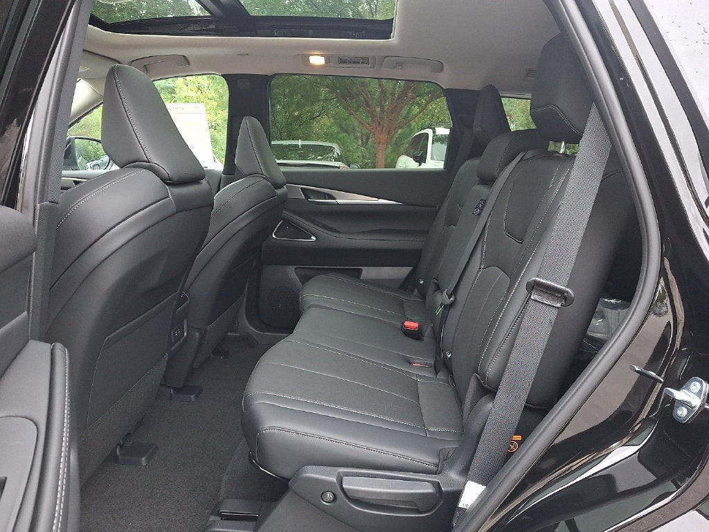 2027 INFINITI QX60 Luxe FWD