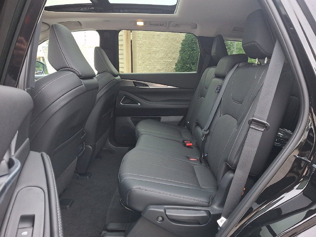 2027 INFINITI QX60 Luxe FWD