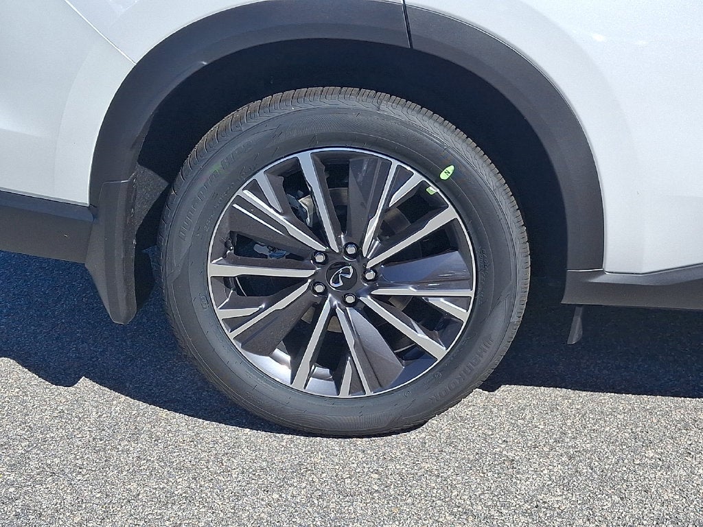2027 INFINITI QX60 Luxe FWD