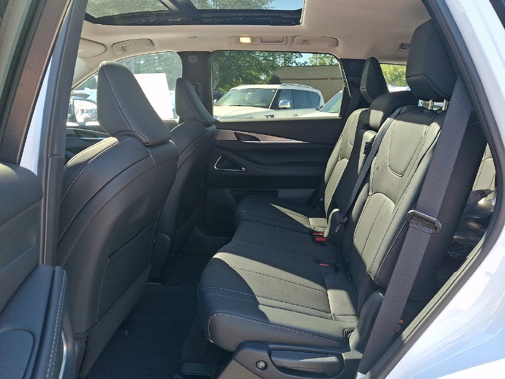 2027 INFINITI QX60 Luxe FWD