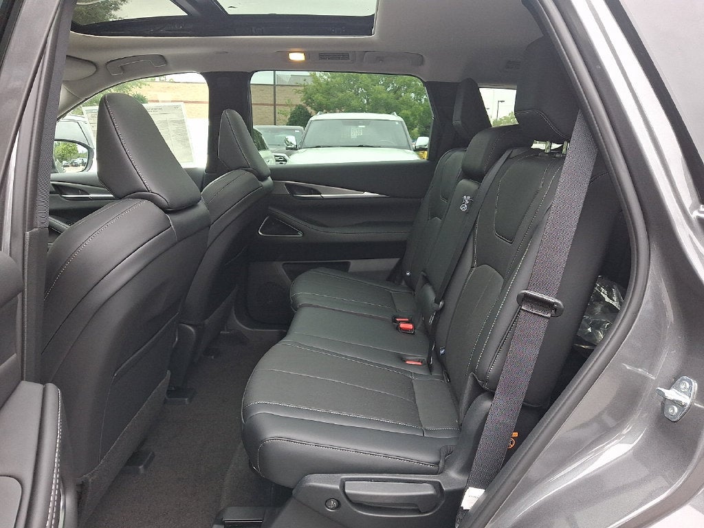 2027 INFINITI QX60 Luxe AWD