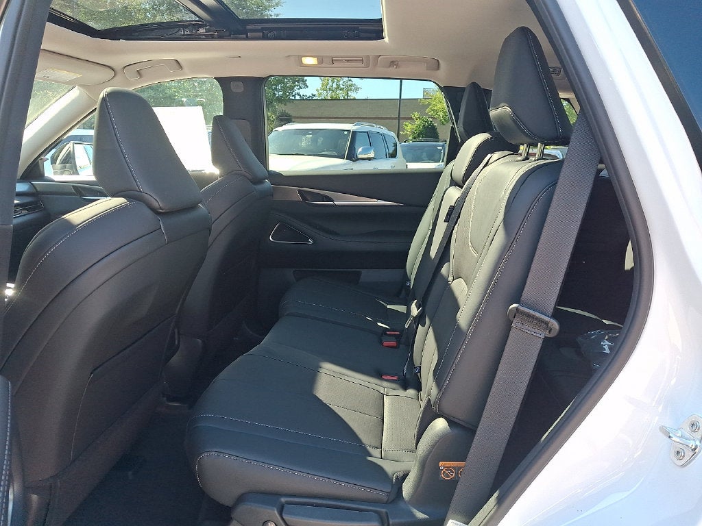 2027 INFINITI QX60 Luxe AWD