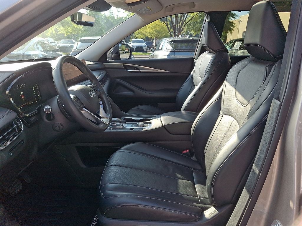 2023 INFINITI QX60 LUXE FWD