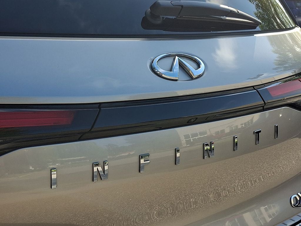 2023 INFINITI QX60 LUXE FWD