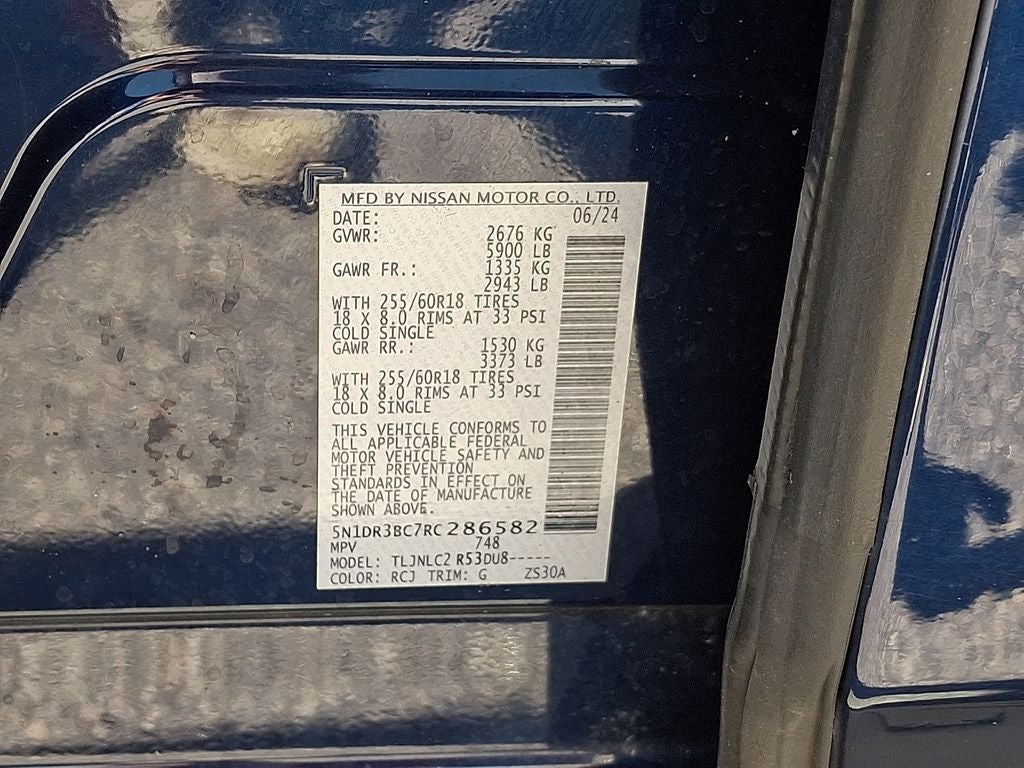 2024 Nissan Pathfinder SV