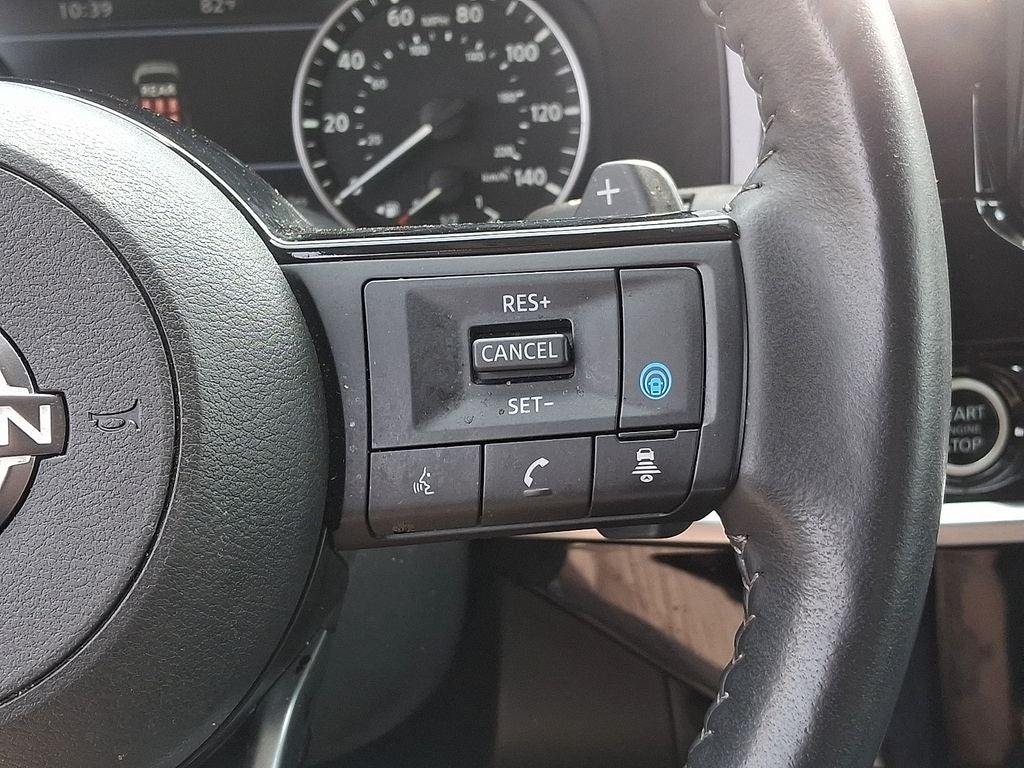 2024 Nissan Pathfinder SL