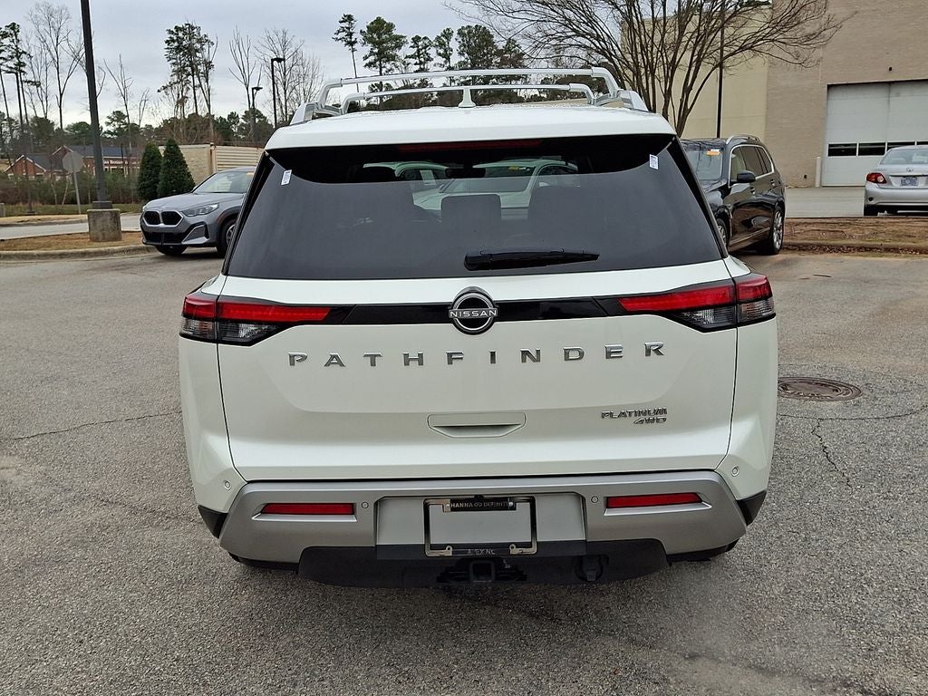 2024 Nissan Pathfinder Platinum