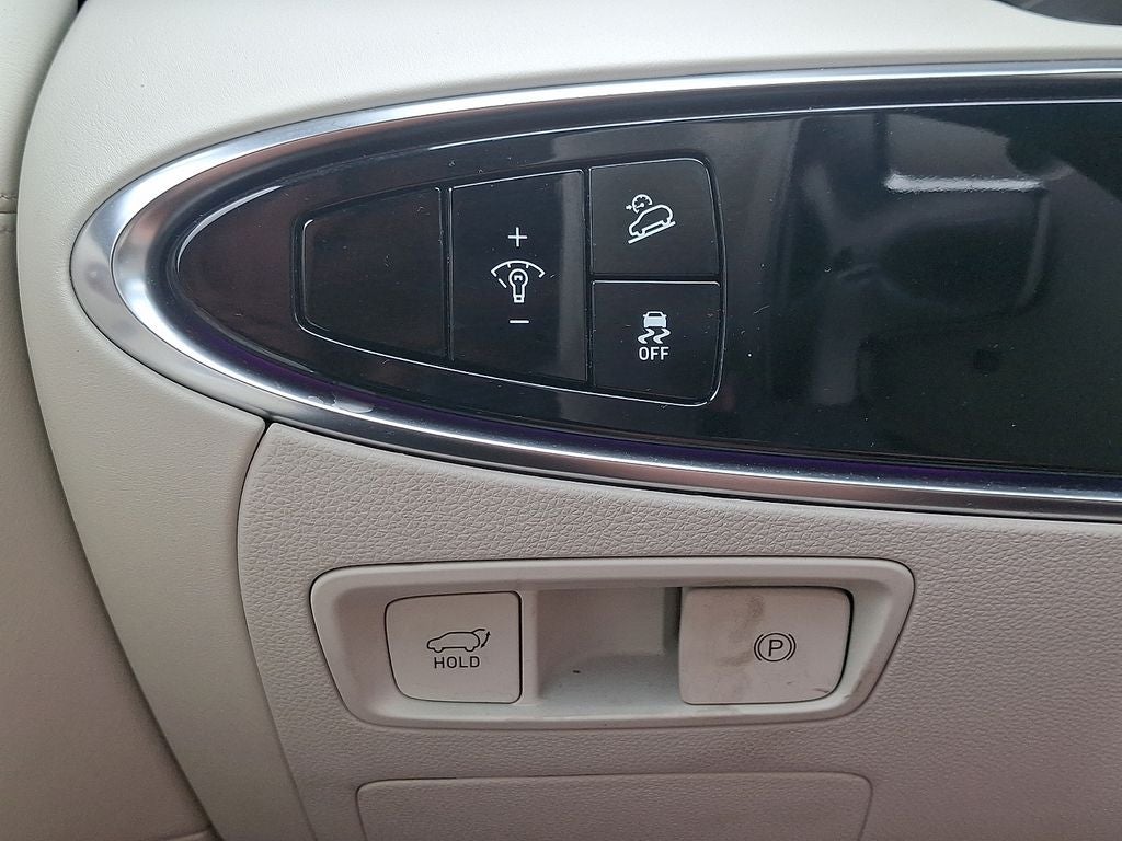 2023 Genesis Electrified GV70 Advanced