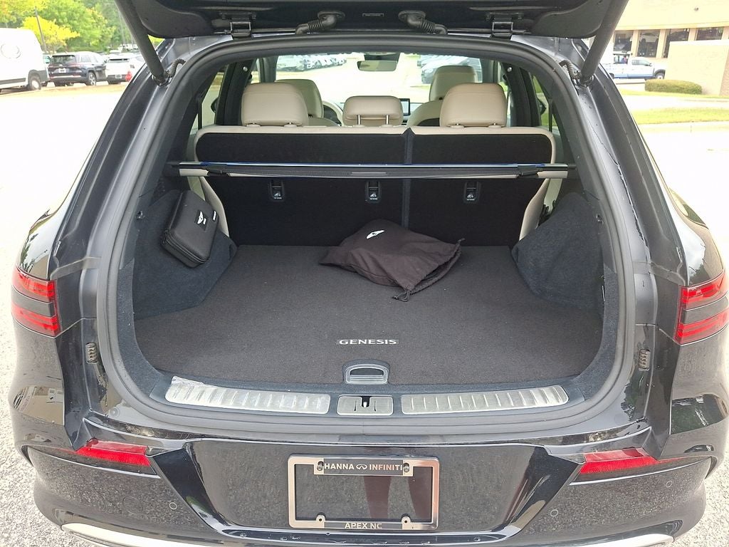 2023 Genesis Electrified GV70 Advanced