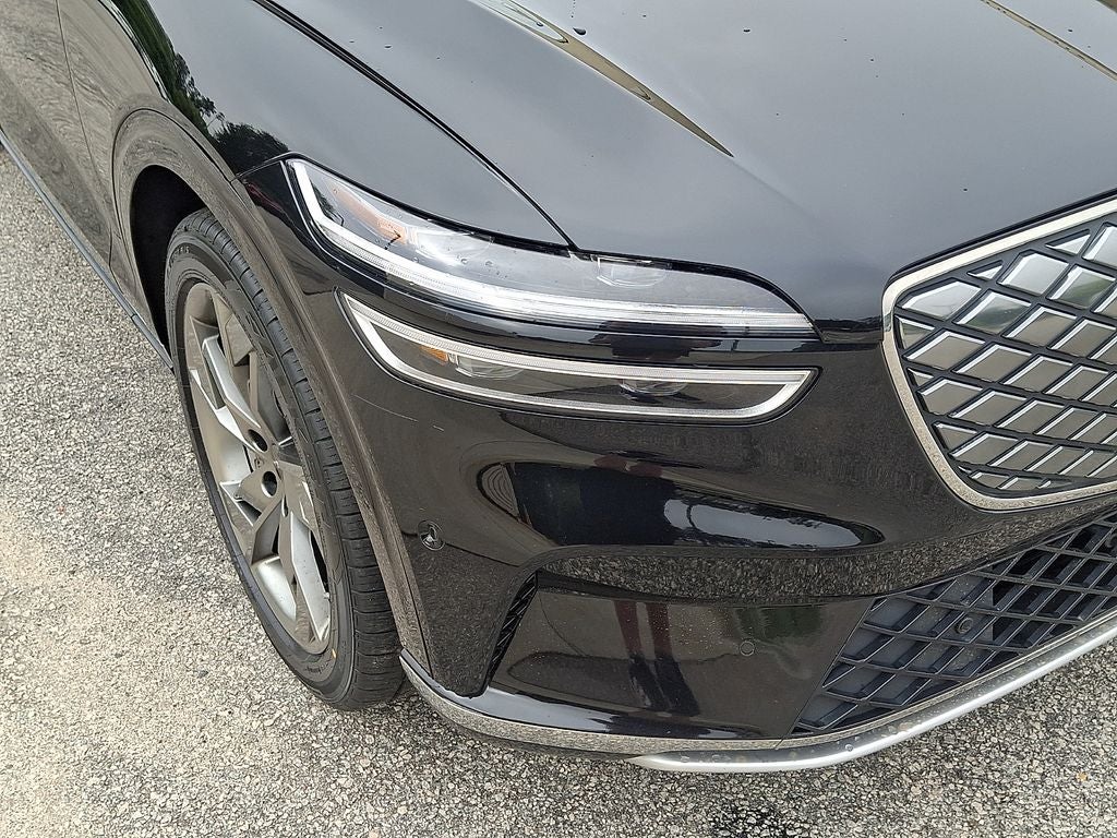 2023 Genesis Electrified GV70 Advanced
