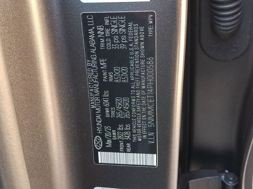 2023 Genesis Electrified GV70 Advanced