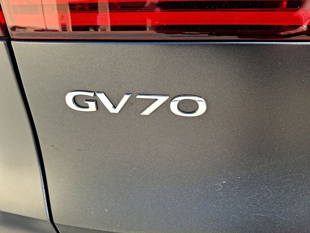 2023 Genesis Electrified GV70 Advanced