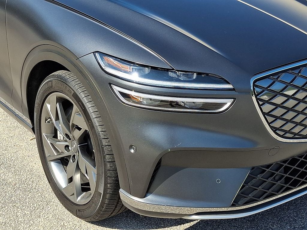 2023 Genesis Electrified GV70 Advanced