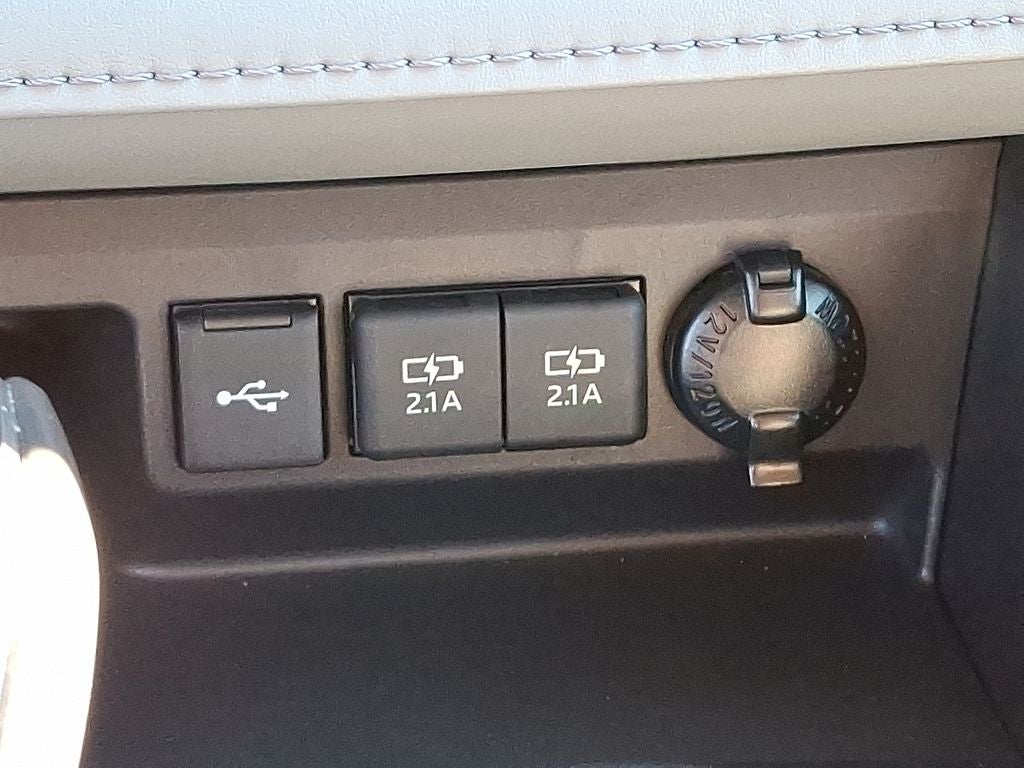 2021 Toyota Highlander Hybrid LE