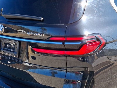 2025 BMW X7 xDrive40i
