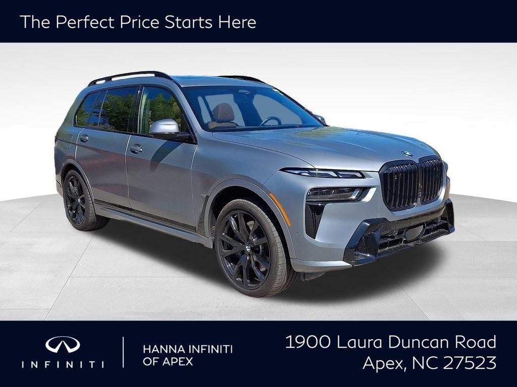 2023 BMW X7 xDrive40i's photo