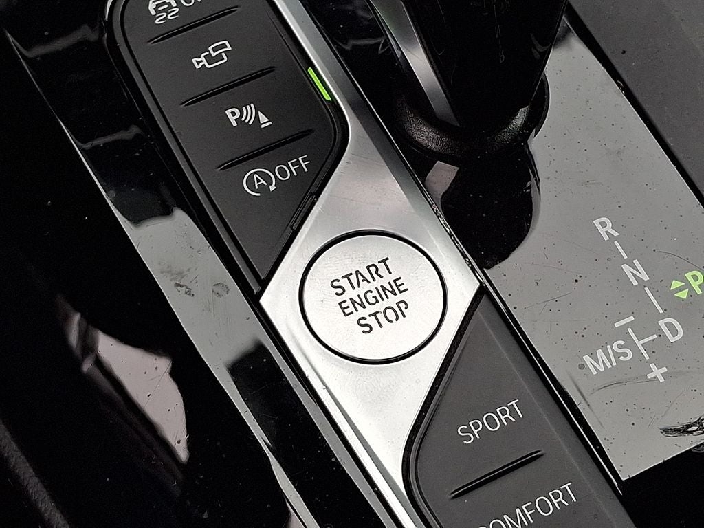 2023 BMW X4 xDrive30i