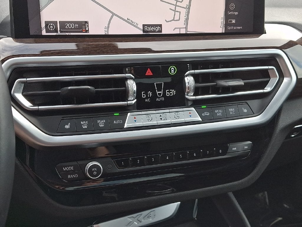 2024 BMW X4 xDrive30i