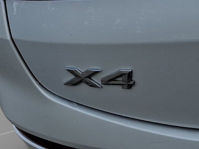 2024 BMW X4 xDrive30i