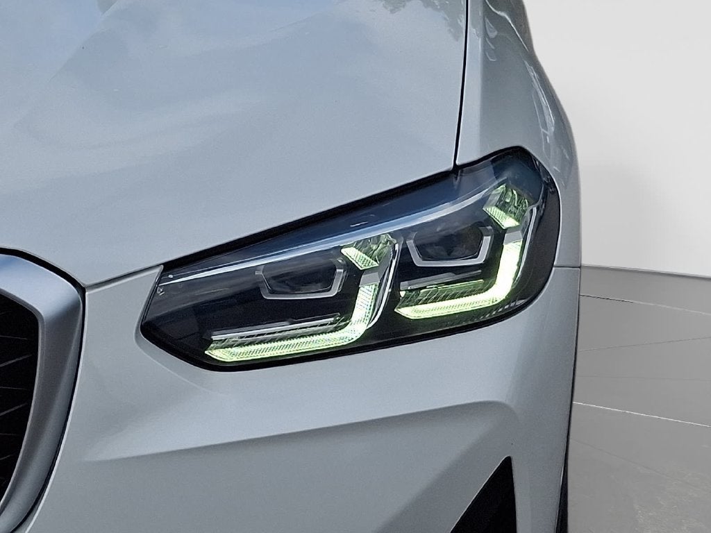 2024 BMW X4 xDrive30i