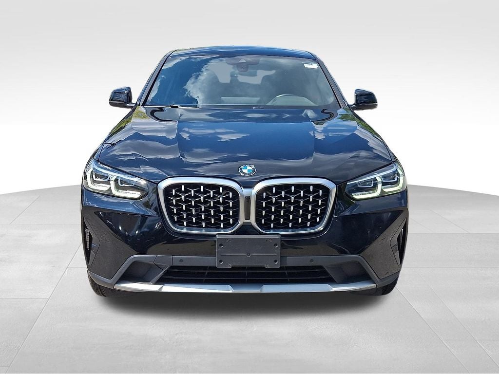 2023 BMW X4 xDrive30i