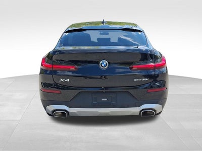 2023 BMW X4 xDrive30i