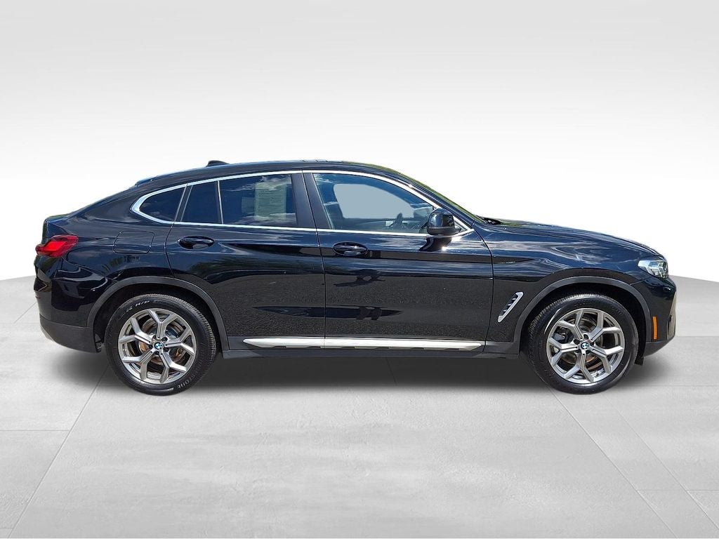 2023 BMW X4 xDrive30i