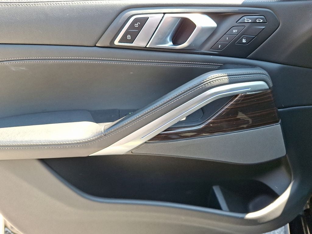 2024 BMW X6 xDrive40i