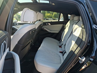 2024 BMW X6 M60i