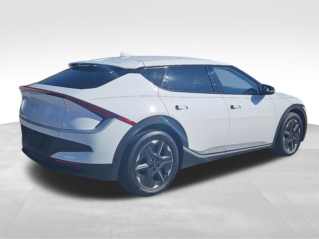 2025 Kia EV6 Light